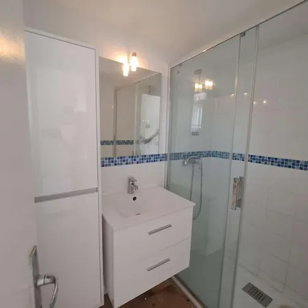 2 Pieces En Duplex, Proche Plage, Parking Prive - Fr-1-326-861 Marseillan (Herault)