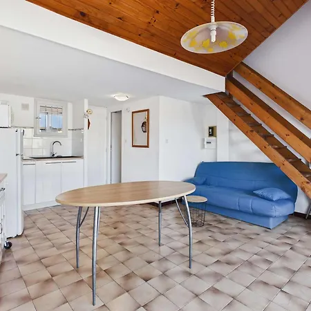 2 Pieces En Duplex, Proche Plage, Parking Prive - Fr-1-326-861 Apartmán