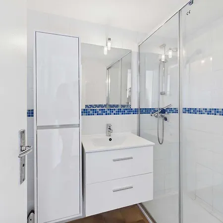 2 Pieces En Duplex, Proche Plage, Parking Prive - Fr-1-326-861 Marseillan (Herault)