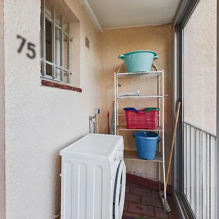 Appartement 2 Pièces En Duplex, Proche Plage, Parking Privé - Fr-1-326-861 *