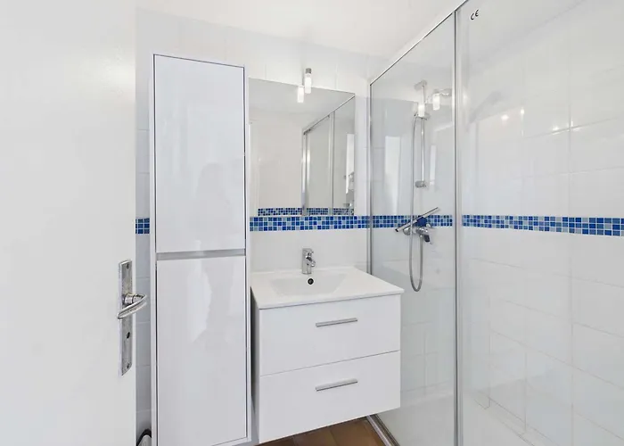 2 Pieces En Duplex, Proche Plage, Parking Prive - Fr-1-326-861 Marseillan (Herault)